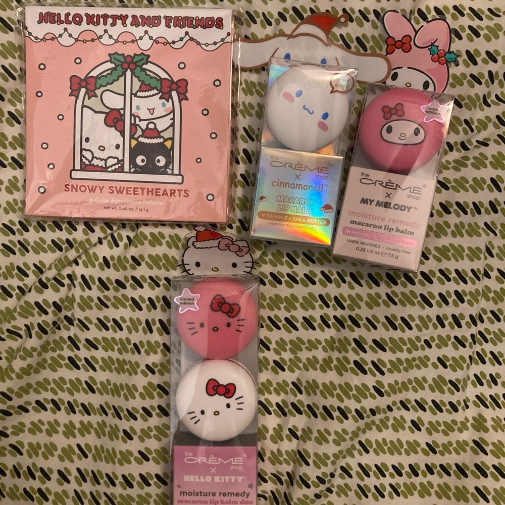 Hello Kitty and Friends x Crème Shop Christmas Makeup Set